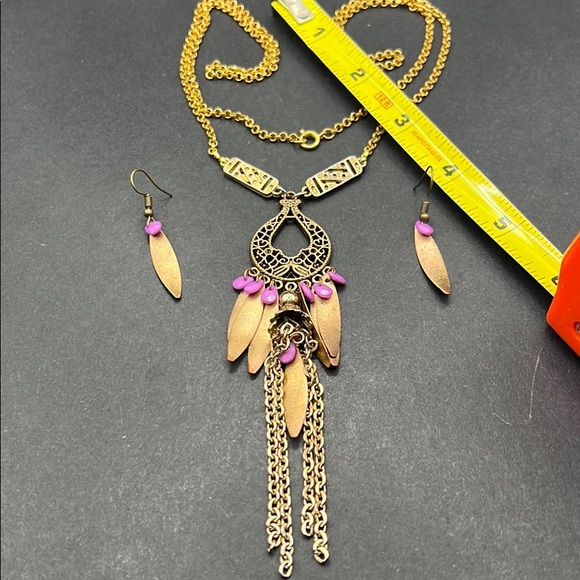 Vintage dangling charm tassel necklace, earrings - Picture 2 of 6